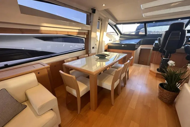 2011 Sunseeker Predator 84 for sale (photo 7)
