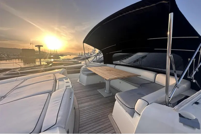 2011 Sunseeker Predator 84 for sale (photo 21)