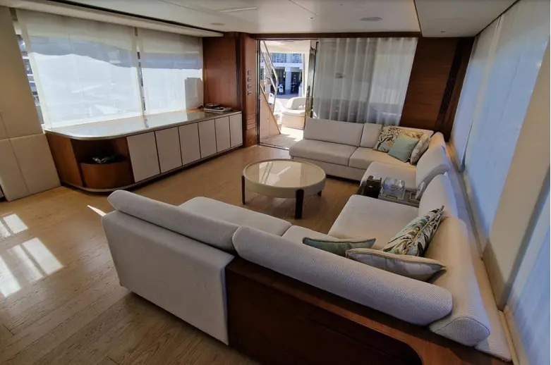 2017 Princess S65 te koop (photo 5)
