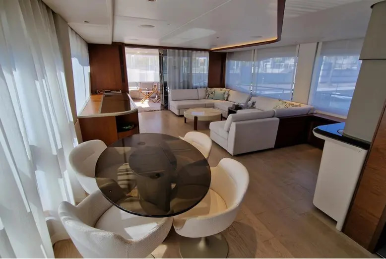 2017 Princess S65 te koop (photo 8)