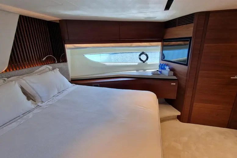 2017 Princess S65 te koop (photo 16)
