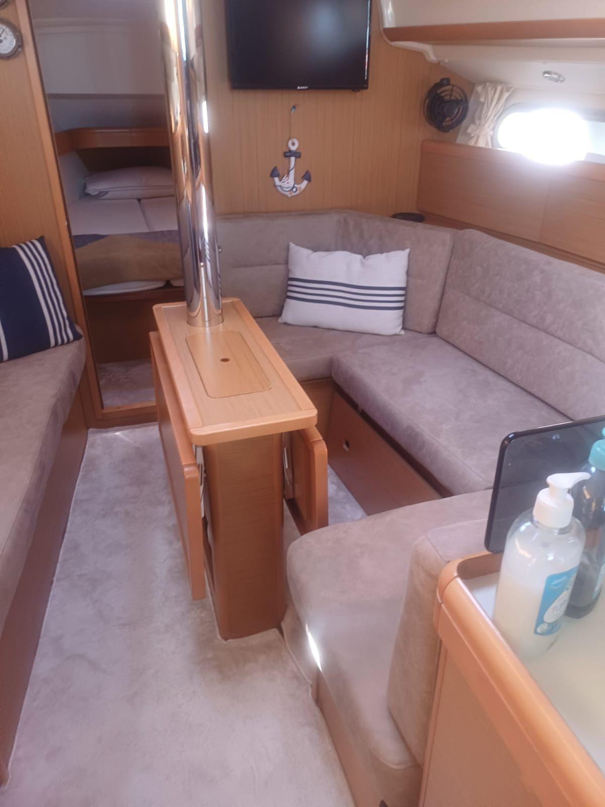 2010 Jeanneau Sun Odyssey 36i na sprzedaż (photo 9)