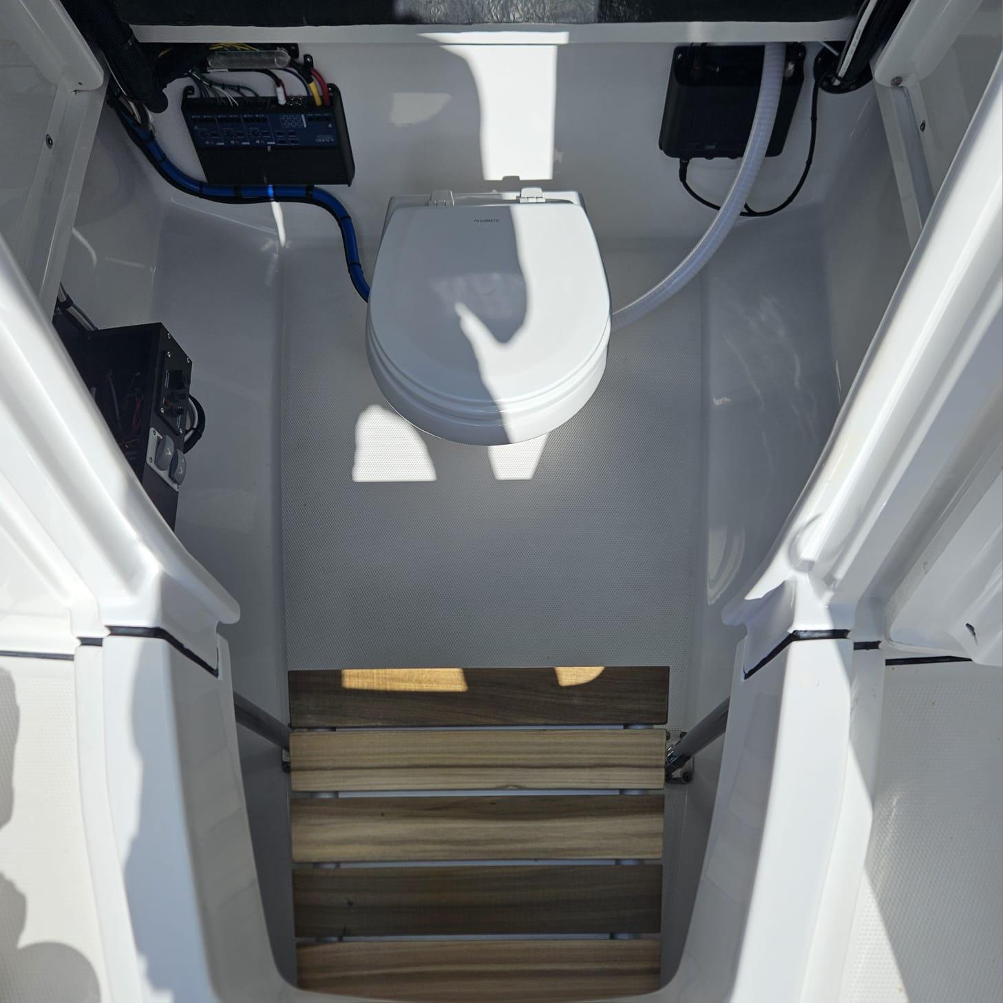 2019 Blackfin 222 CC na sprzedaż (photo 13)