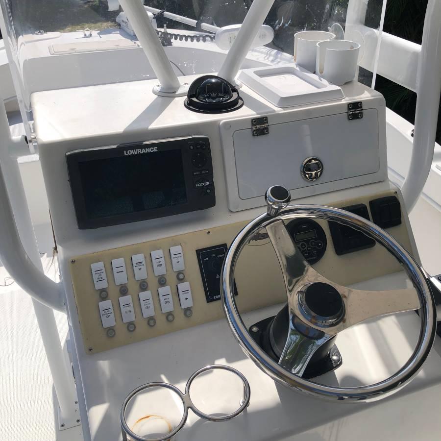 2017 Dusky 227 XF à vendre (photo 4)