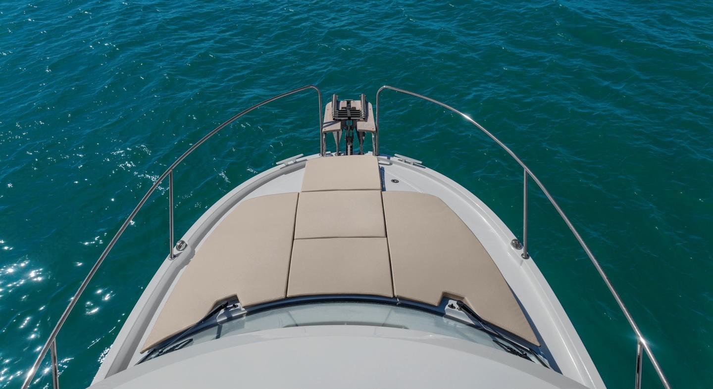 2023 Beneteau Antares 8 à vendre (photo 2)