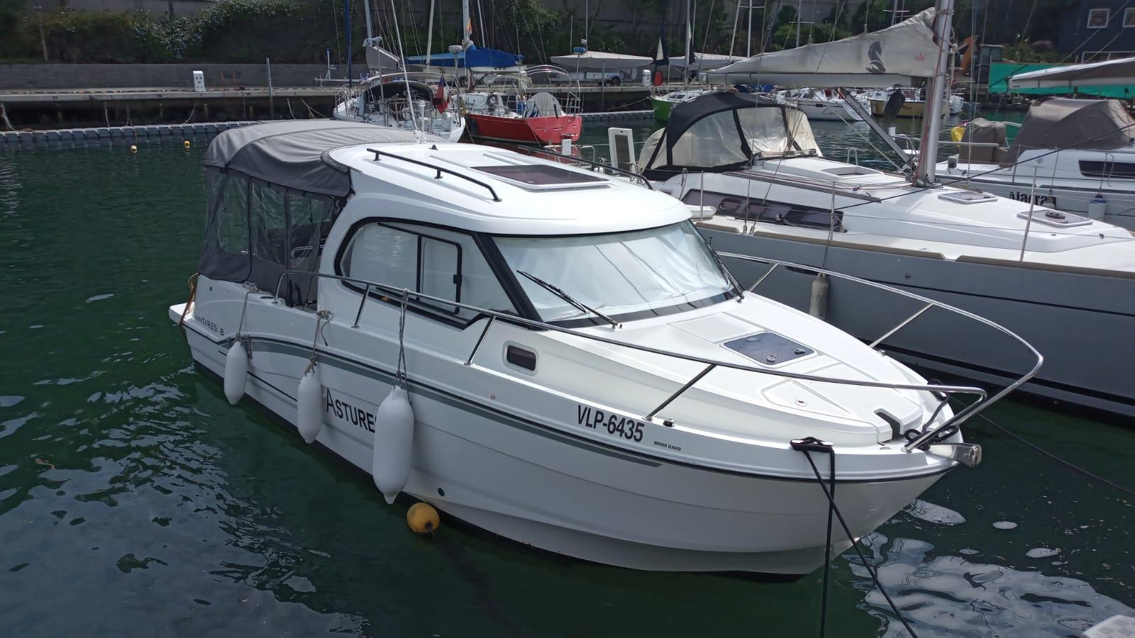 2023 Beneteau Antares 8 à vendre (photo 11)