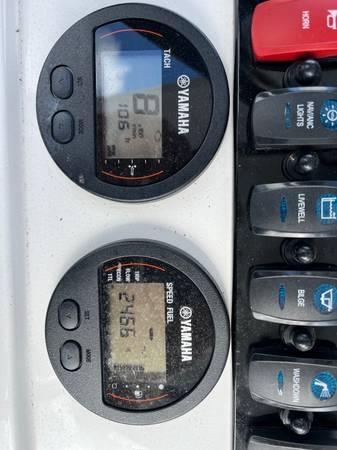 2023 Sea Hunt Ultra 234 for sale (photo 7)