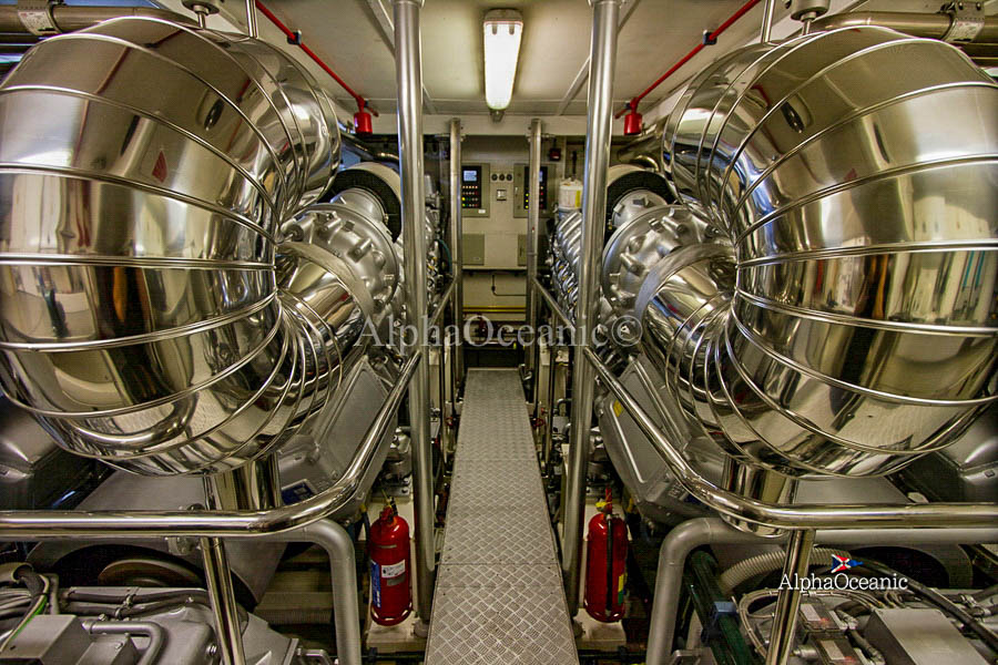 2004 Cantieri di Pisa Akhir 125 zu verkaufen (photo 41)