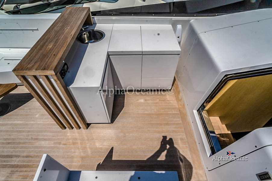 2010 Admiral 33m te koop (photo 6)