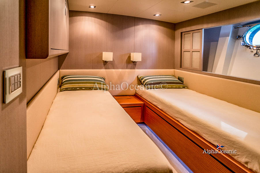 2010 Admiral 33m te koop (photo 25)