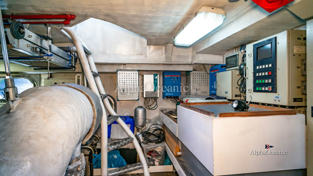 1999 Cantieri Navali Lavagna Admiral 25m à vendre (photo 44)