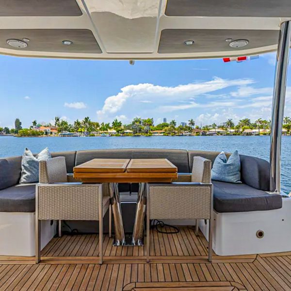 2016 Sunseeker 75 Yacht à vendre (photo 5)
