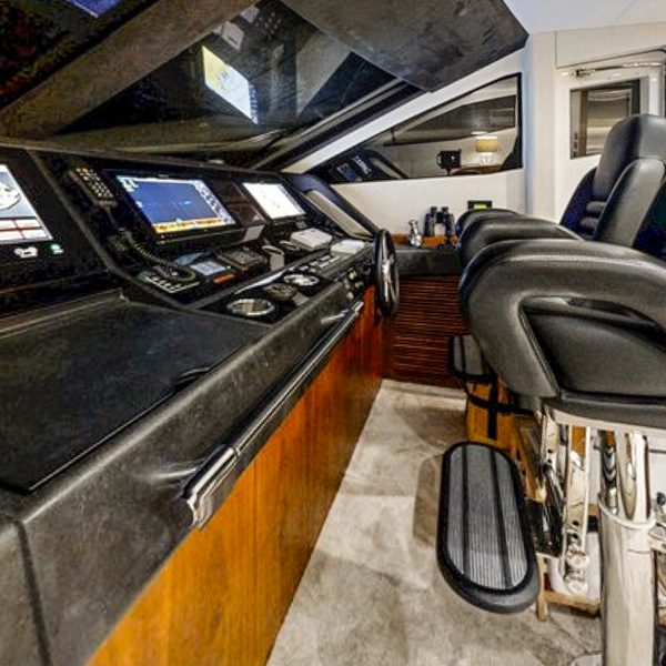 2016 Sunseeker 75 Yacht à vendre (photo 15)