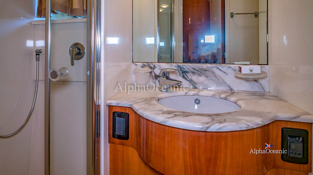 2004 Uniesse 72 en venta (photo 33)