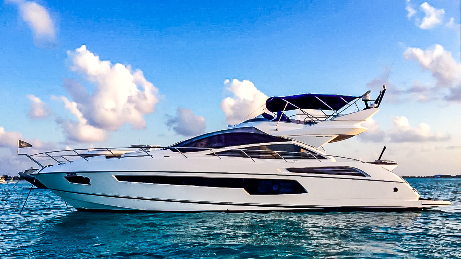 2015 Sunseeker 68 Sport Yacht for sale (photo 3)