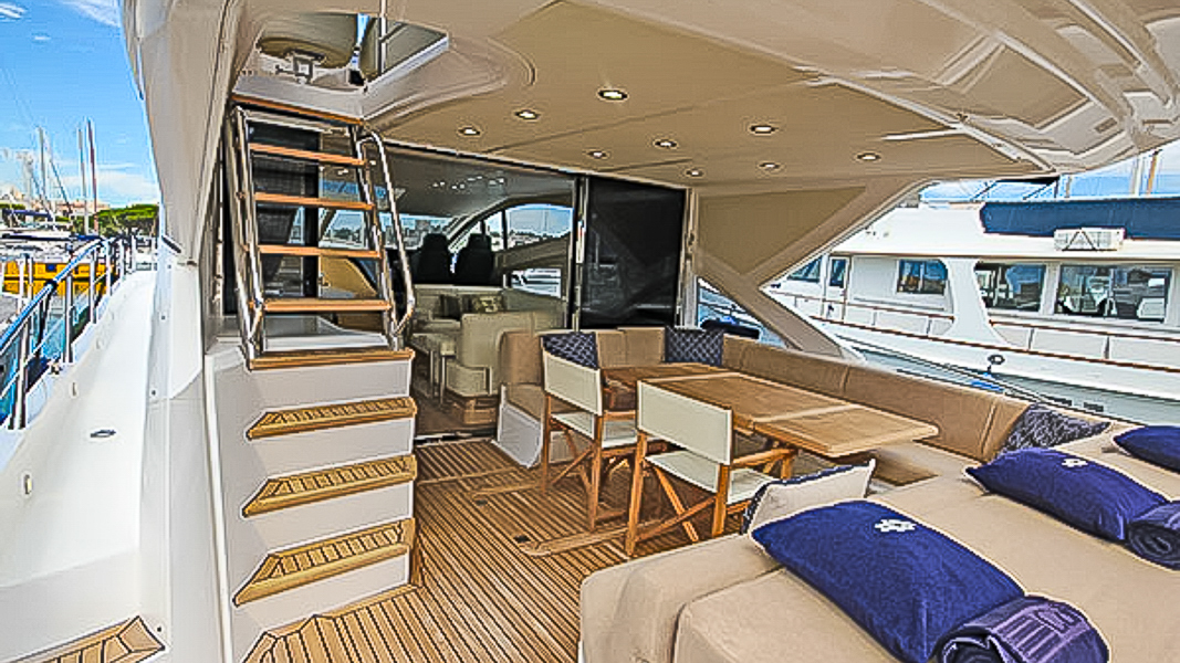 2015 Sunseeker 68 Sport Yacht for sale (photo 8)