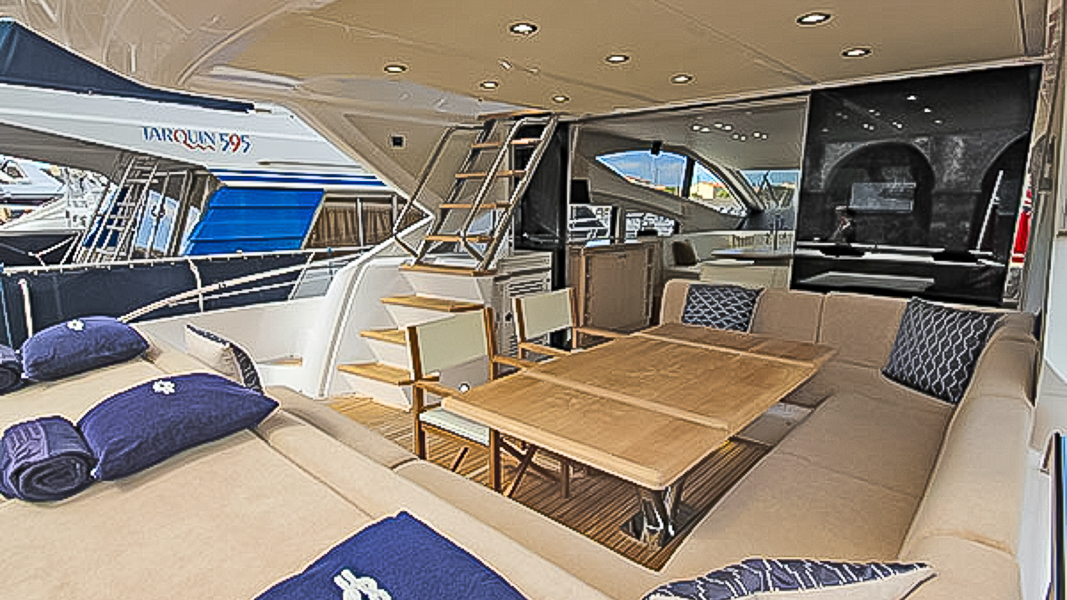 2015 Sunseeker 68 Sport Yacht for sale (photo 9)