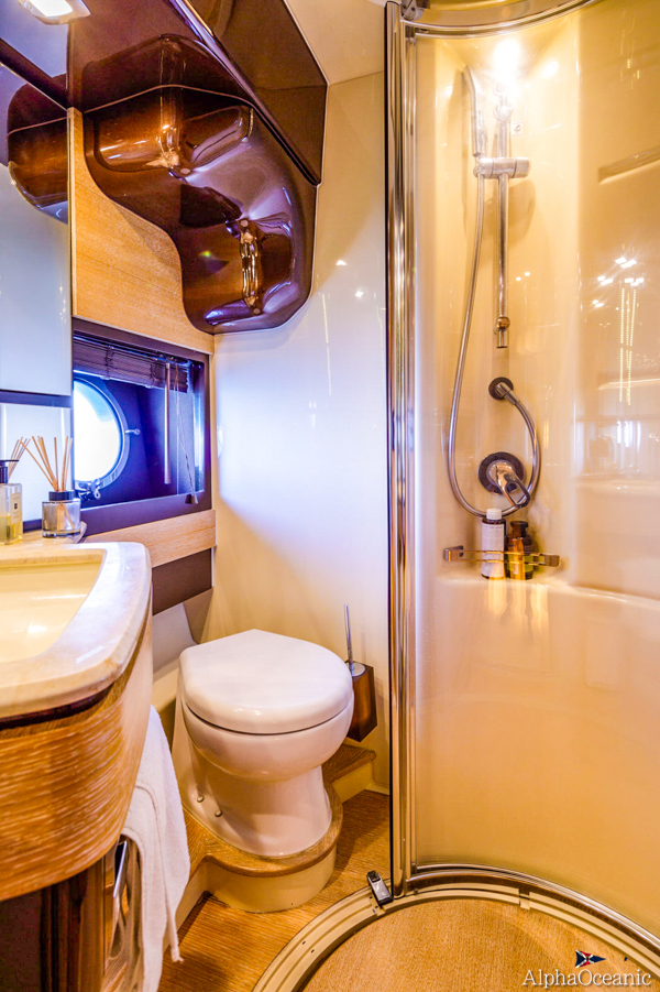 2009 Azimut 70 en venta (photo 43)