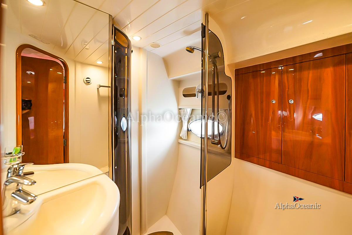 2002 Princess V50 à vendre (photo 34)