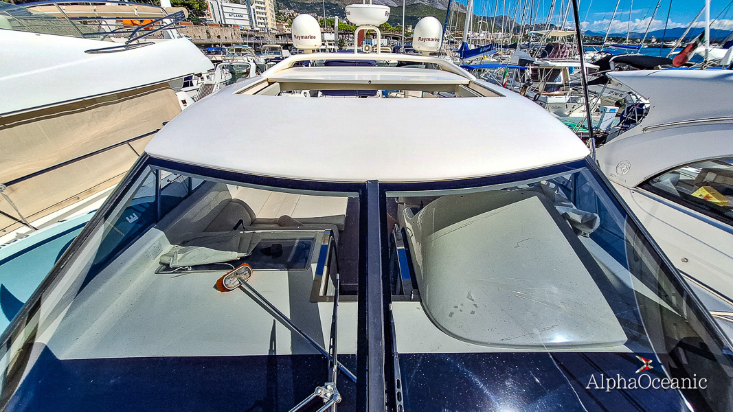 2009 Uniesse 48HT for sale (photo 16)