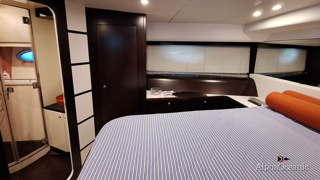 2009 Uniesse 48HT for sale (photo 29)