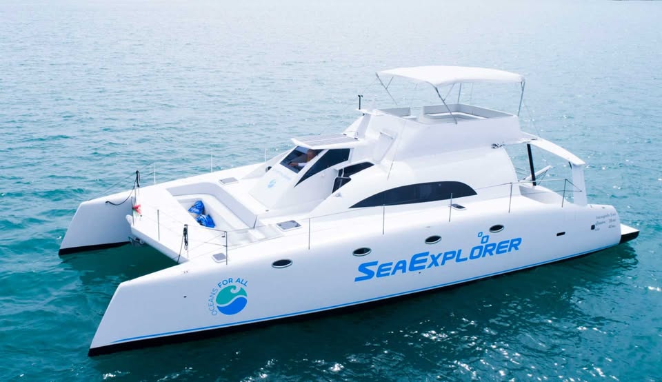 2019 Asia Catamarans Stealth 47 Powercat for sale (photo 4)