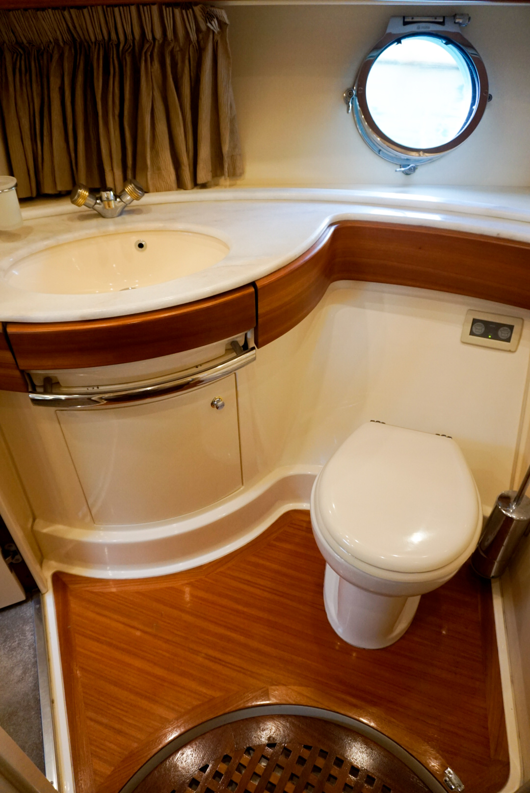 2007 Azimut Azimut 68 en venta (photo 35)