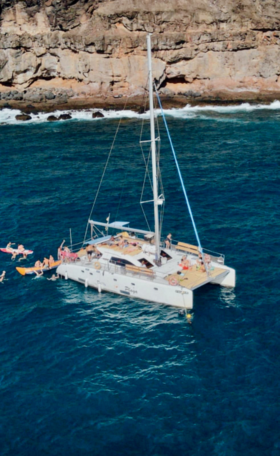 1999 Dufour Yachts NAUTITECH 475 for sale (photo 4)