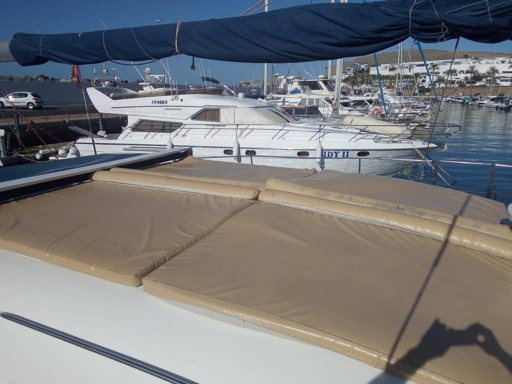 1999 Dufour Yachts NAUTITECH 475 for sale (photo 8)