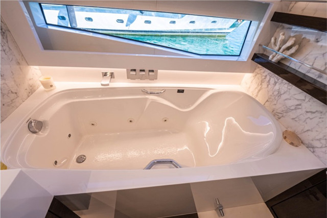 2020 PEARL YACHTS 95 na sprzedaż (photo 40)