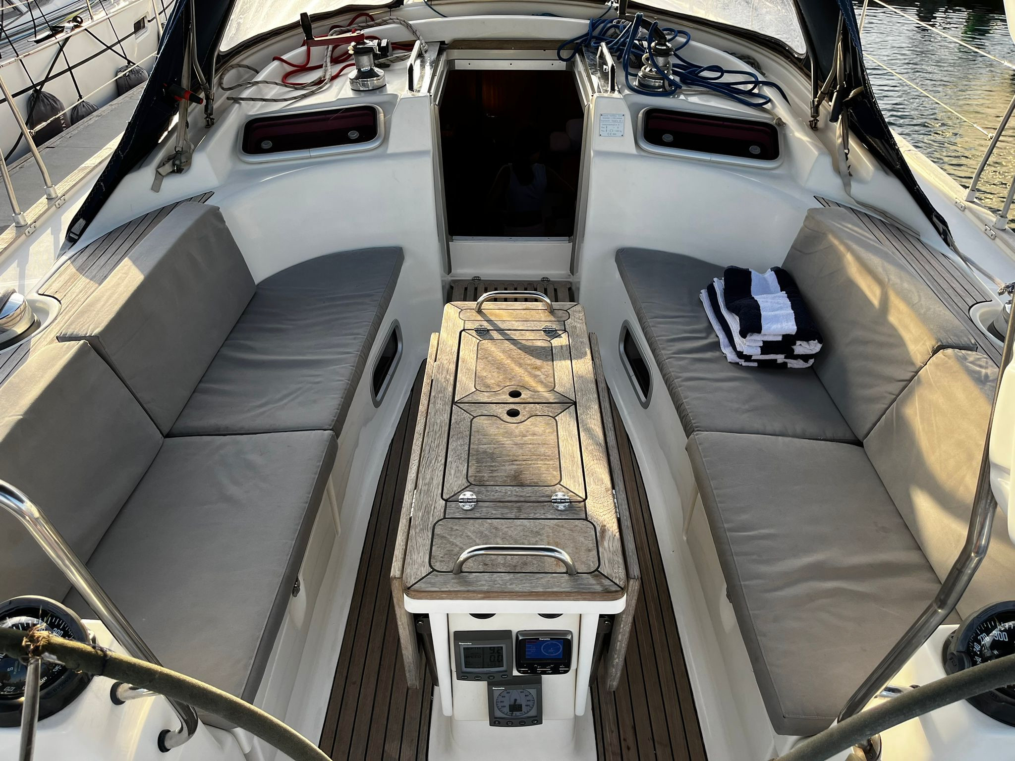2007 BAVARIA 46 CRUISER à vendre (photo 4)