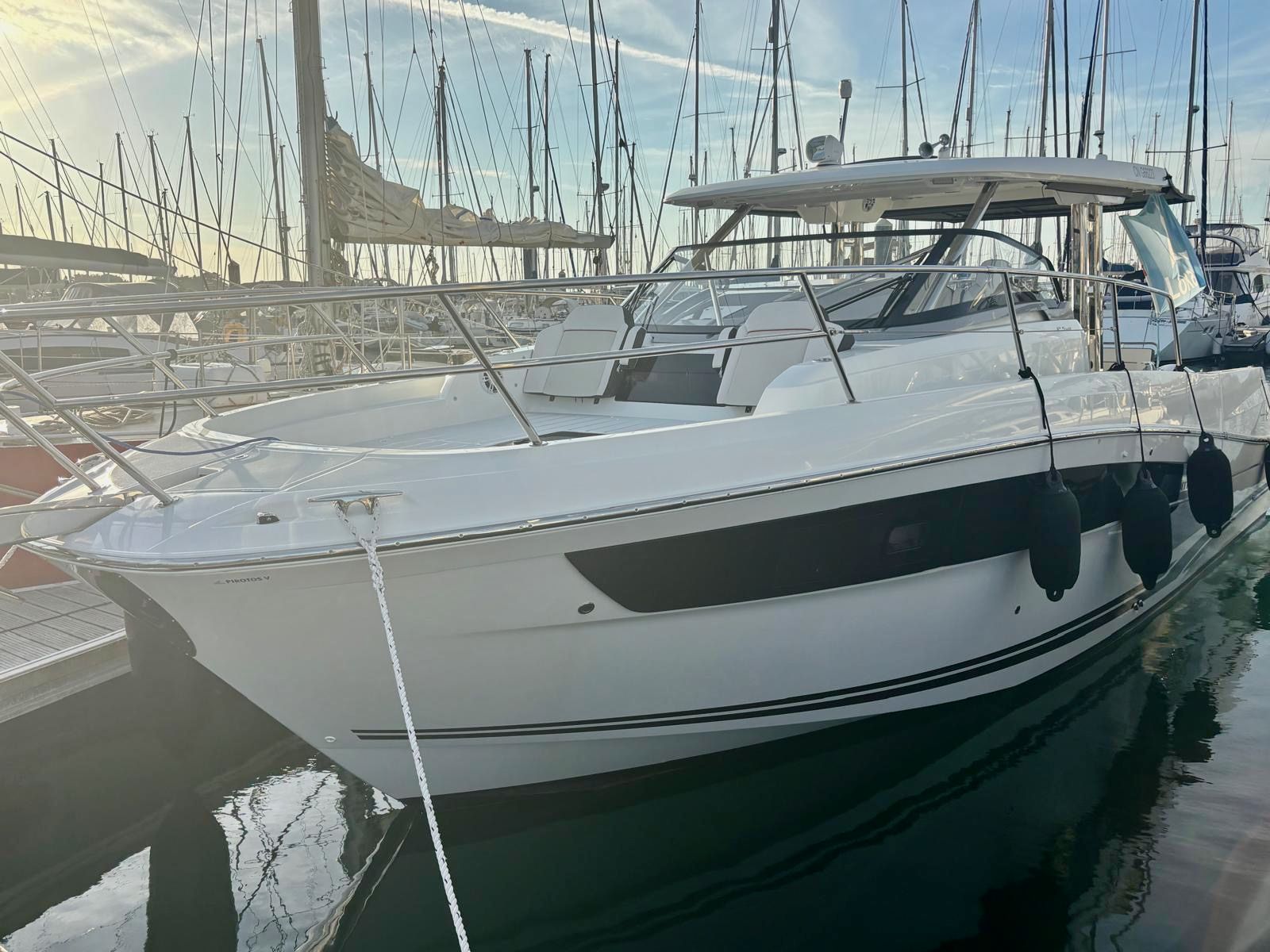 2024 Jeanneau Cap Camarat 12.5WA-NEW VERSION for sale (photo 3)