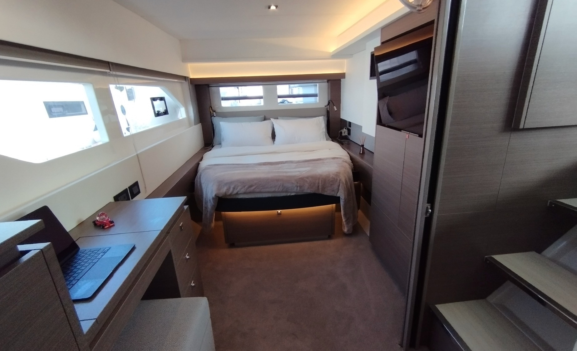 2024 LEOPARD 53 for sale (photo 22)