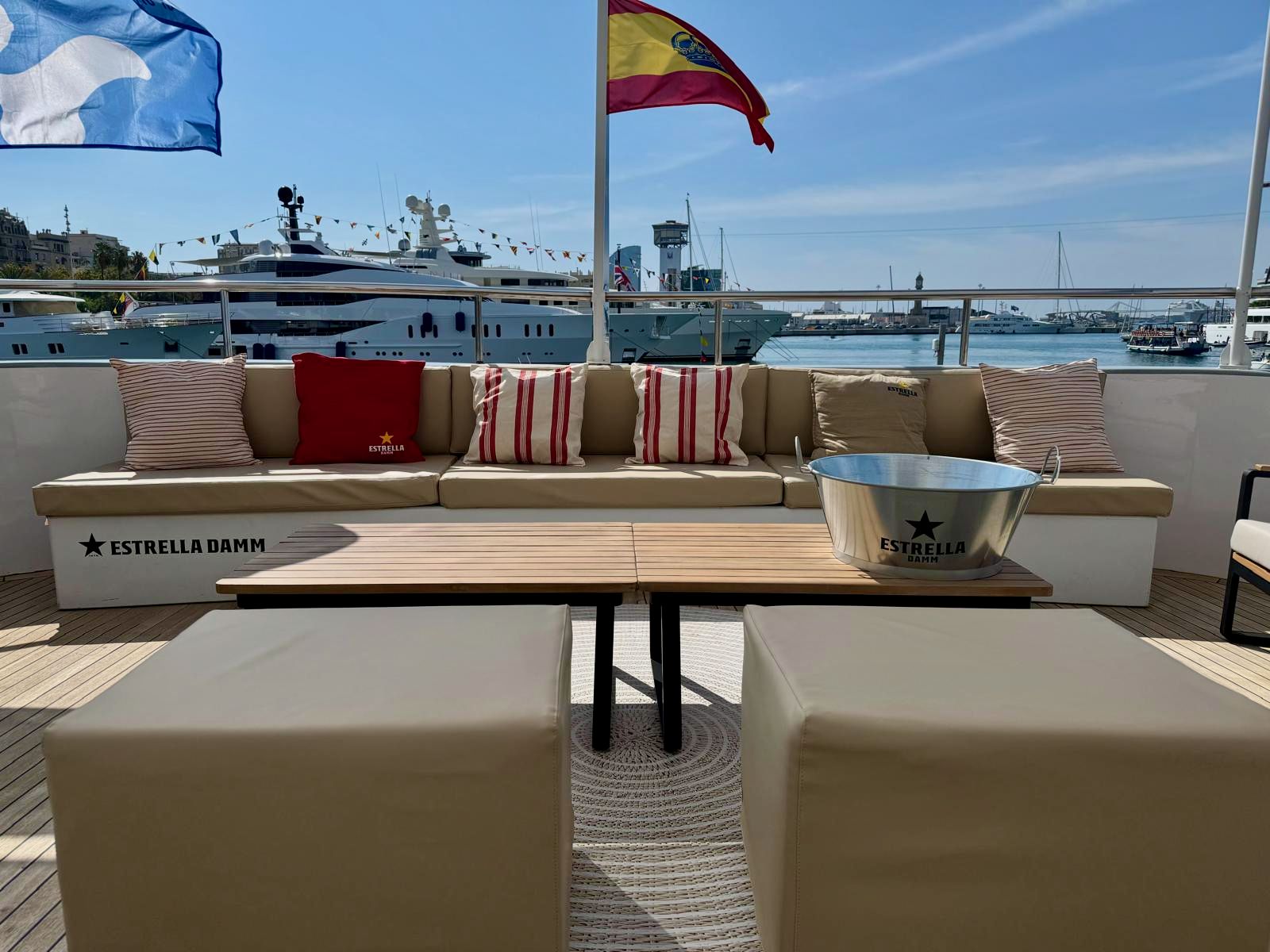 2005 EXPLORER YACHT 92 Pro 50 PAX in vendita (photo 13)