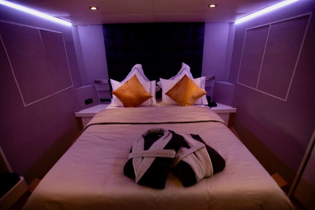 2005 EXPLORER YACHT 92 Pro 50 PAX in vendita (photo 20)