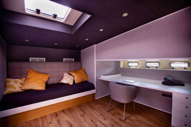 2005 EXPLORER YACHT 92 Pro 50 PAX in vendita (photo 22)