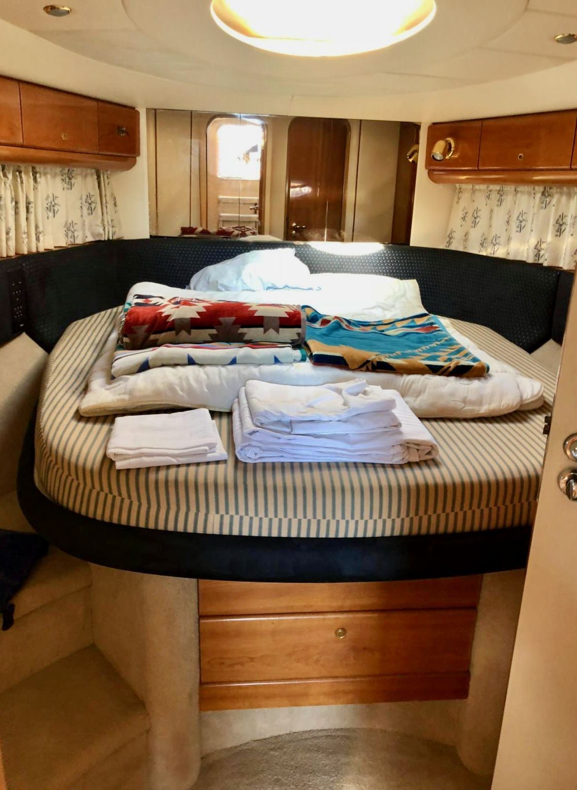 1997 Princess Yachts V55 for sale (photo 8)