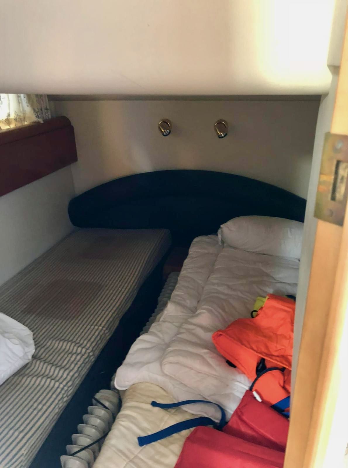 1997 Princess Yachts V55 for sale (photo 12)