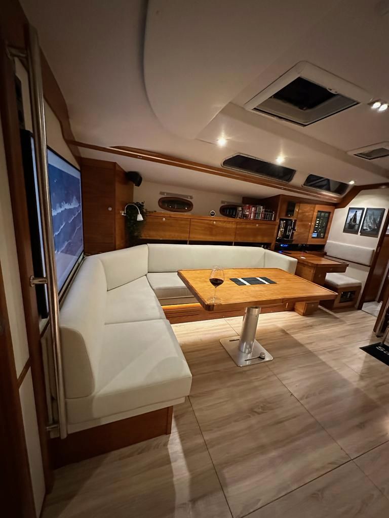 2004 Hanse 531 E for sale (photo 12)