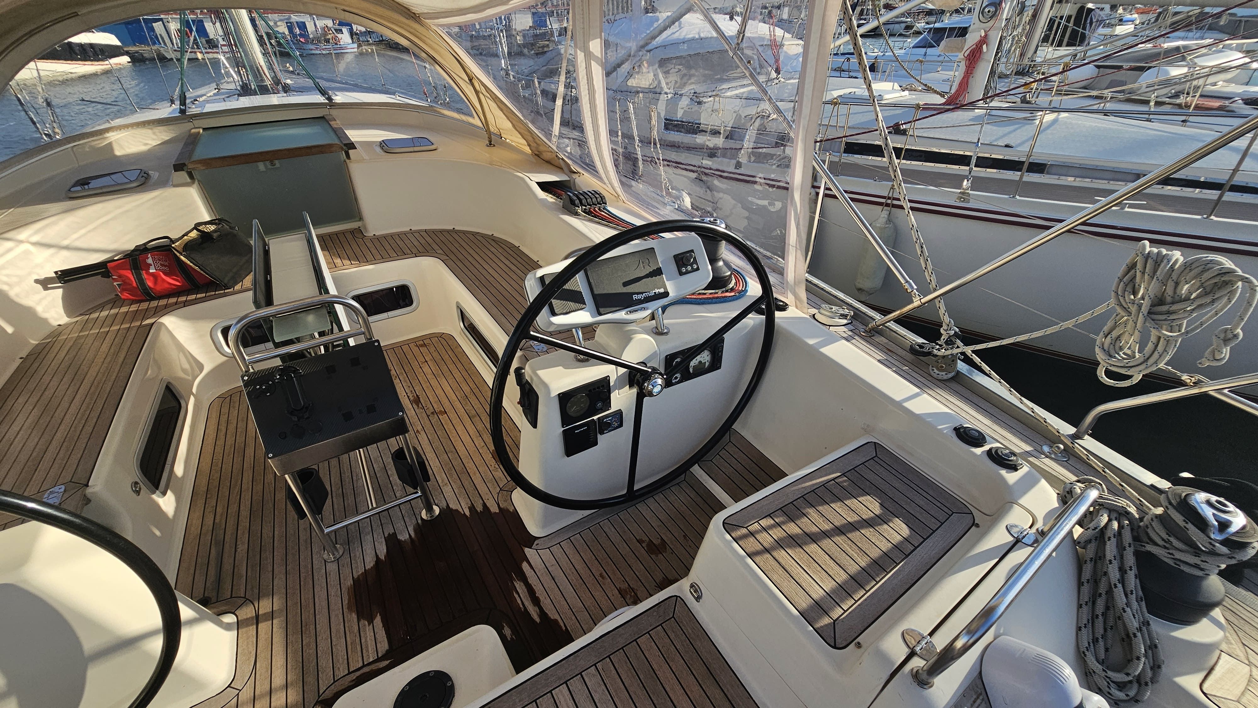 2004 Hanse 531 E for sale (photo 37)