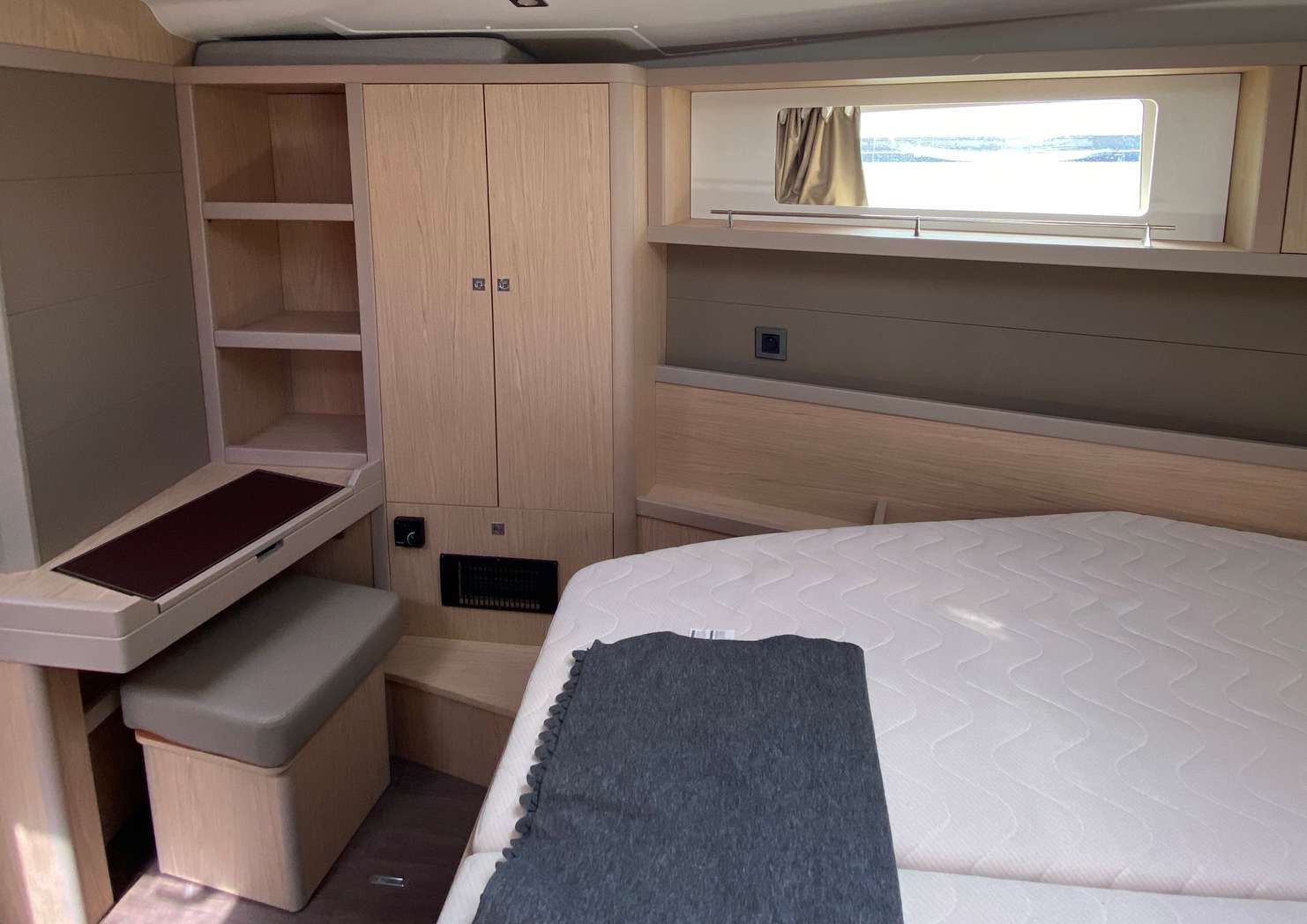2016 Beneteau SENSE 55 na sprzedaż (photo 28)