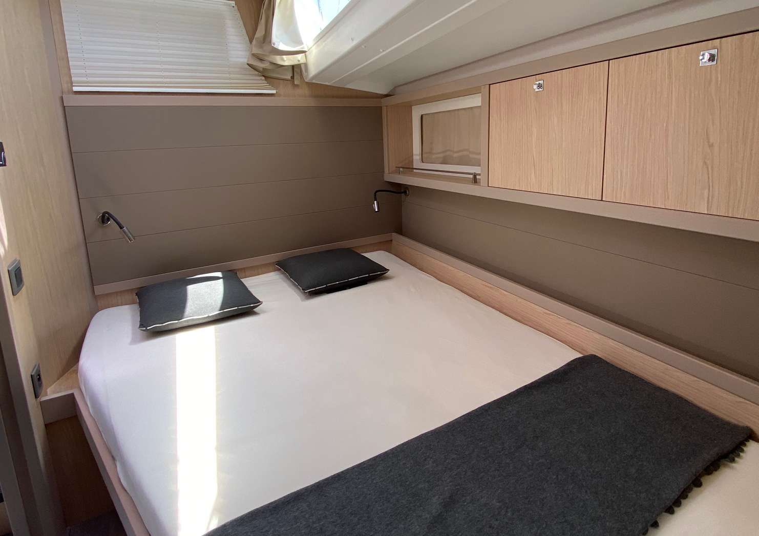 2016 Beneteau SENSE 55 na sprzedaż (photo 31)