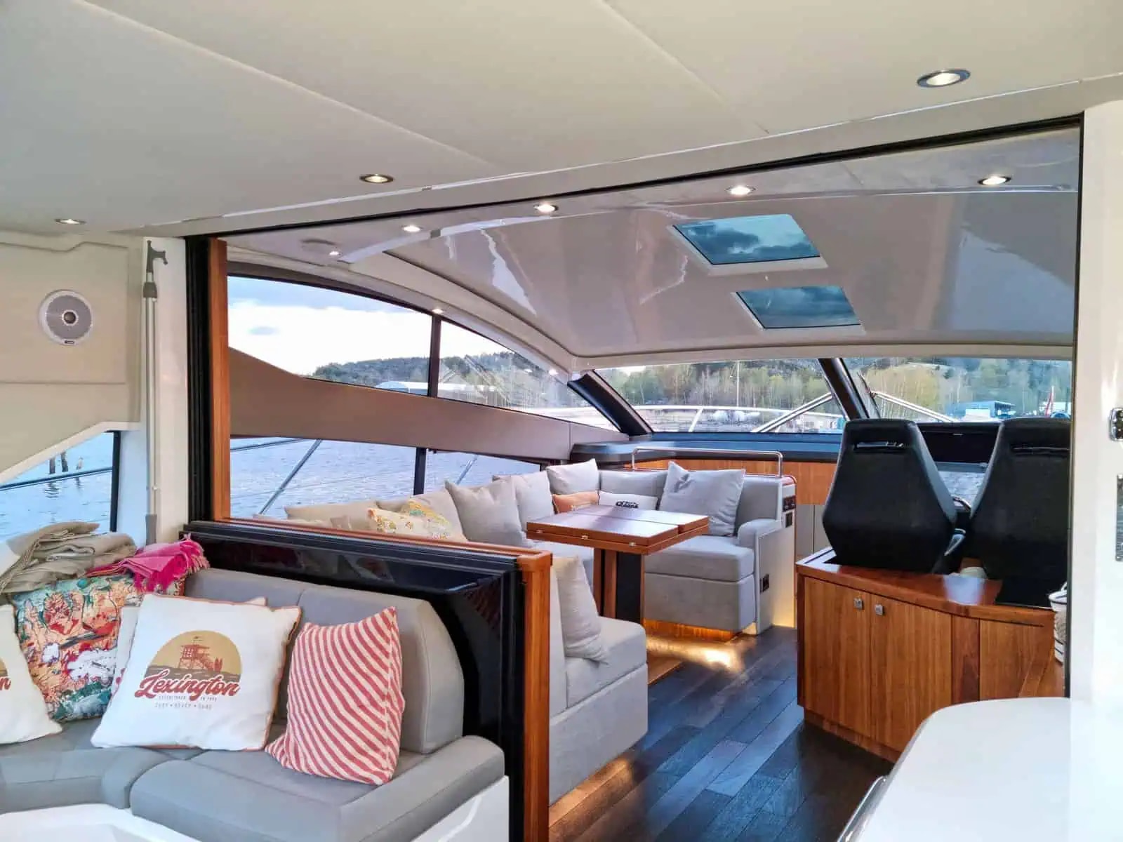 2016 Sunseeker Predator 57 for sale (photo 15)