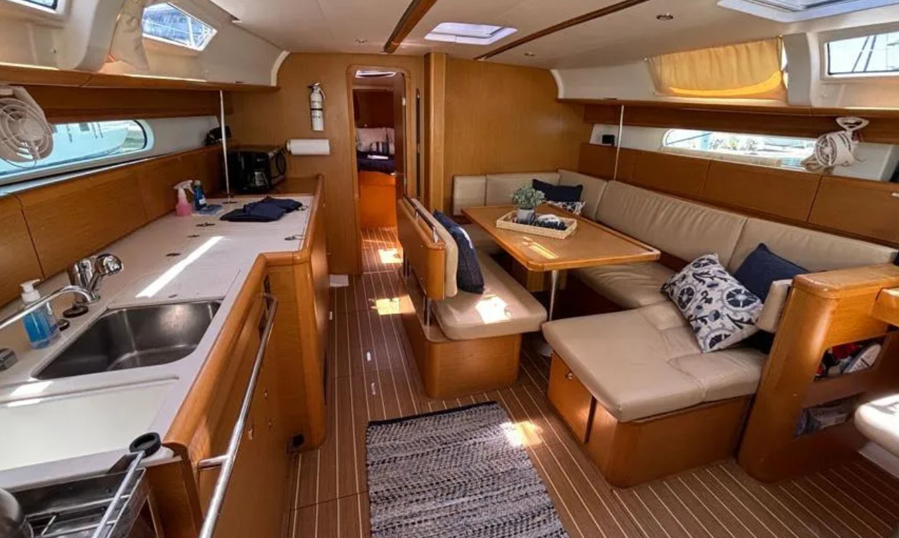 2011 Jeanneau Sun Odyssey 44i in vendita (photo 4)
