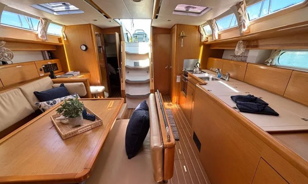 2011 Jeanneau Sun Odyssey 44i in vendita (photo 6)
