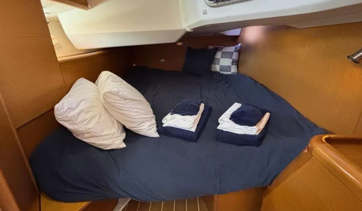 2011 Jeanneau Sun Odyssey 44i in vendita (photo 9)