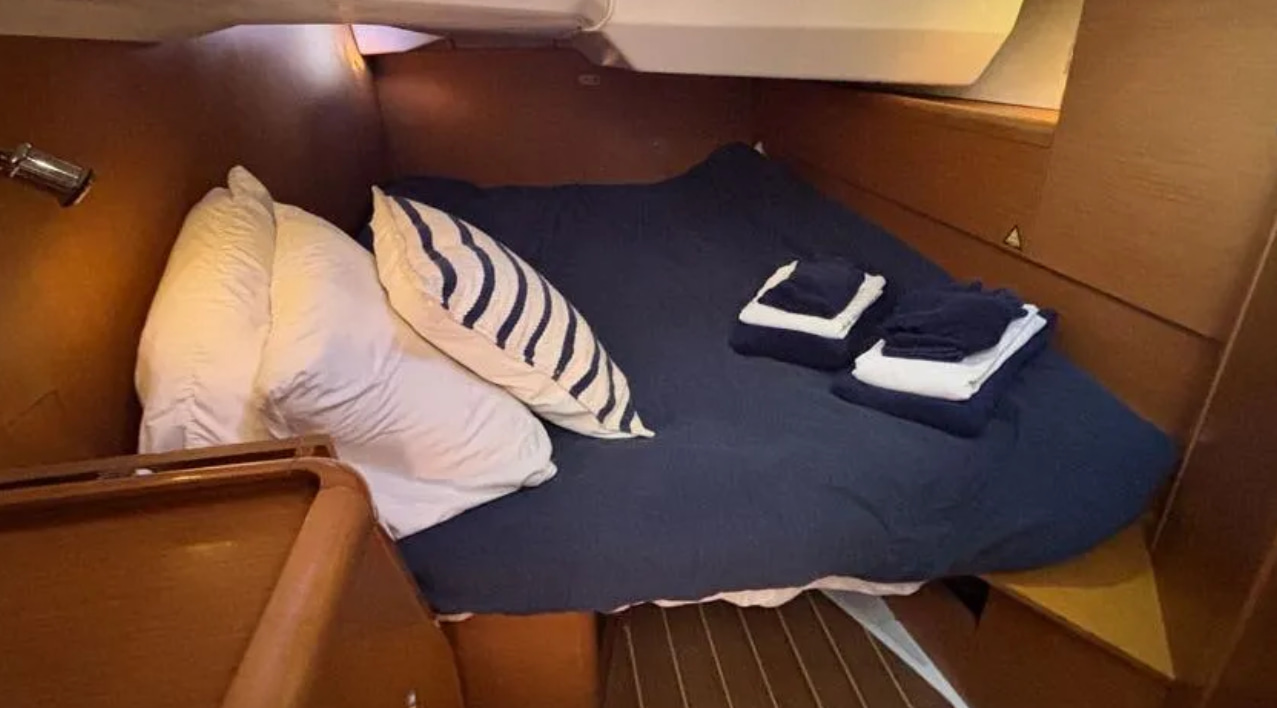 2011 Jeanneau Sun Odyssey 44i in vendita (photo 10)
