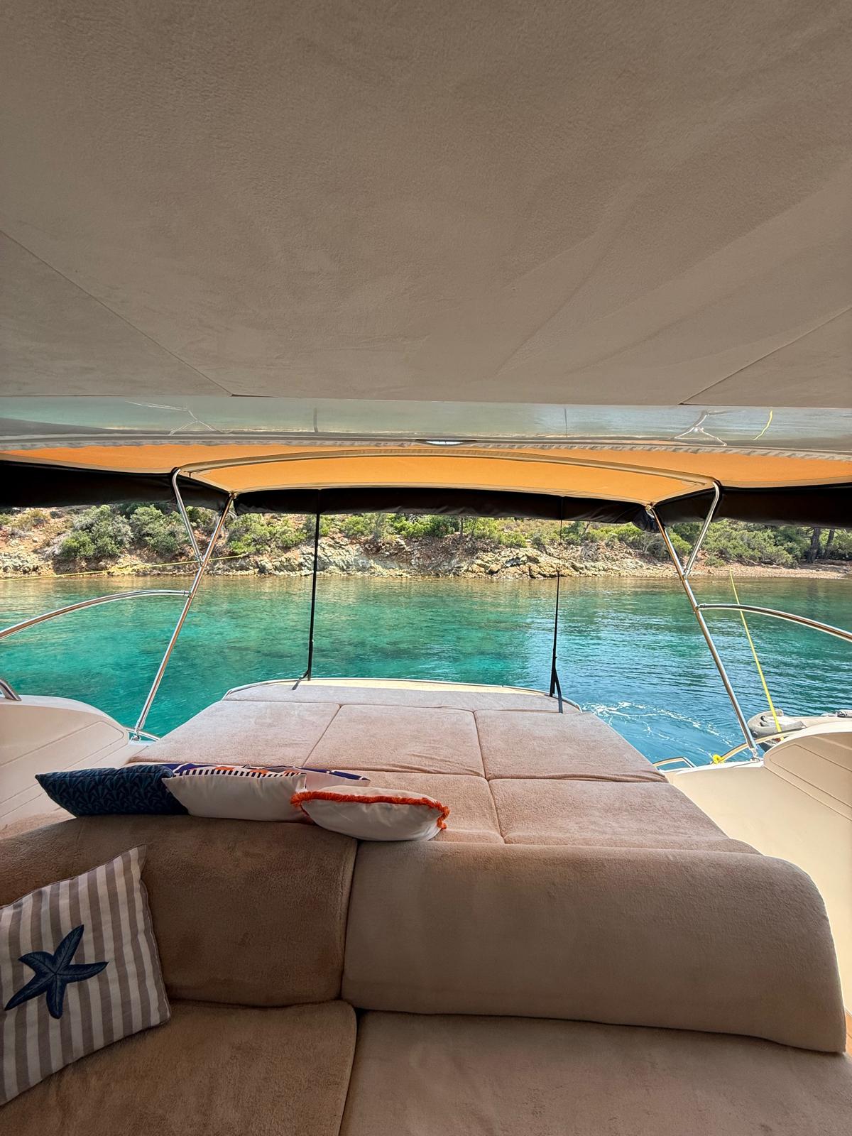 2011 Princess V56 for sale (photo 4)