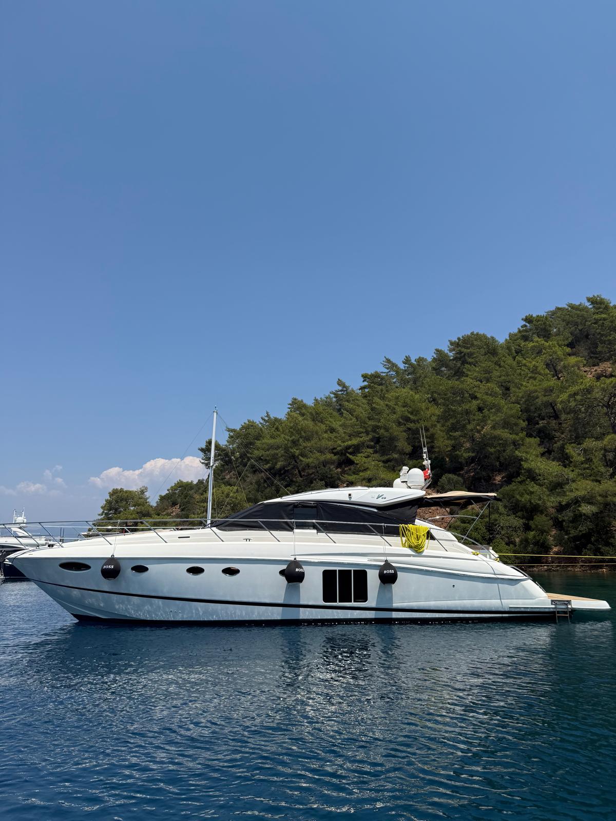 2011 Princess V56 for sale (photo 9)