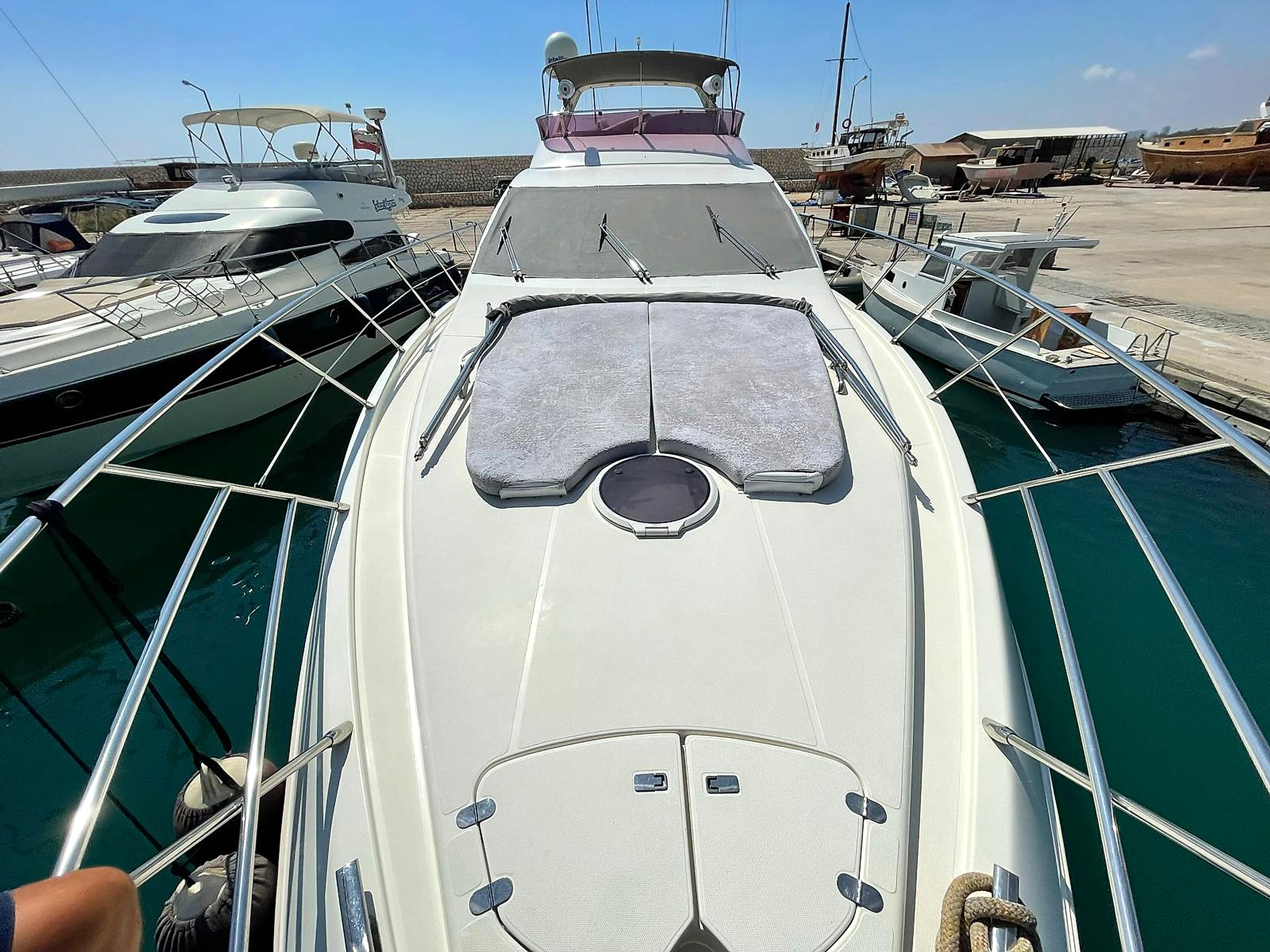 2005 Azimuth 62 Fly à vendre (photo 9)